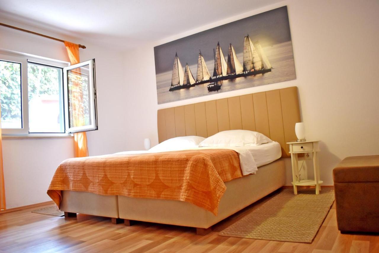 Apartmani Bozic Stobreč Exterior foto